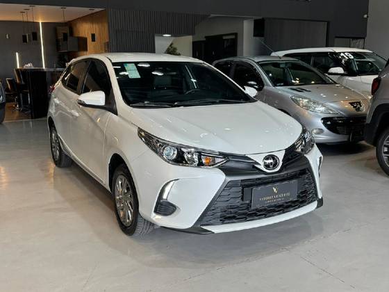 TOYOTA YARIS 1.5 16V FLEX XS MULTIDRIVE TOYOTA YARIS 1.5 16V FLEX XS MULTIDRIVE